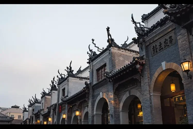 琪琪在线影院分类：建筑风貌